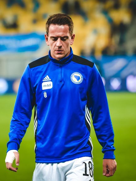 Амир photo