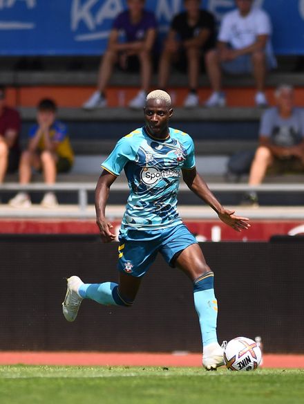 Moussa Djénepo photo