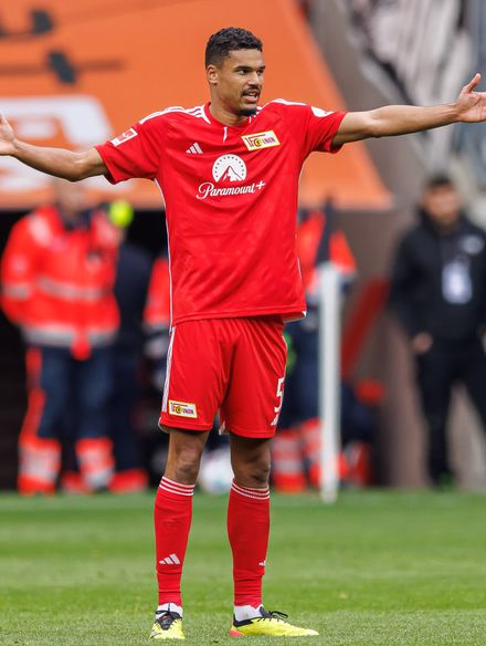 Danilho Doekhi photo