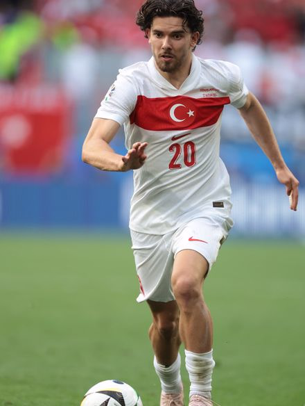 Ferdi Kadıoğlu photo