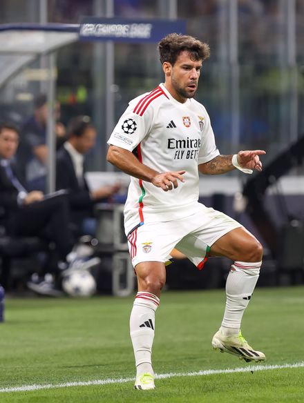 Juan Bernat photo