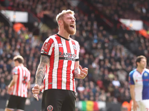 Oli McBurnie Emerges as Top Target for "Birmingham City" Following Las Palmas Relegation