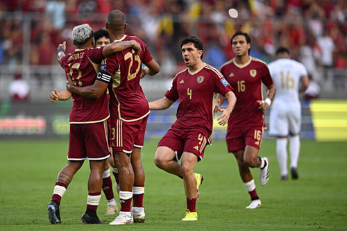 Rondon Strikes as Venezuela Downs Bolivia 2-0 in World Cup Qualifying